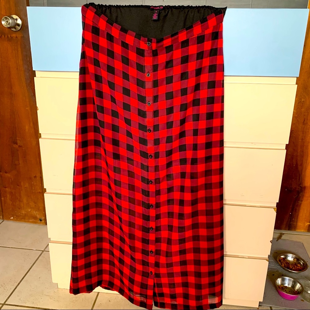 XL Material Girl Red & Black Maxi Skirt ❤️🖤